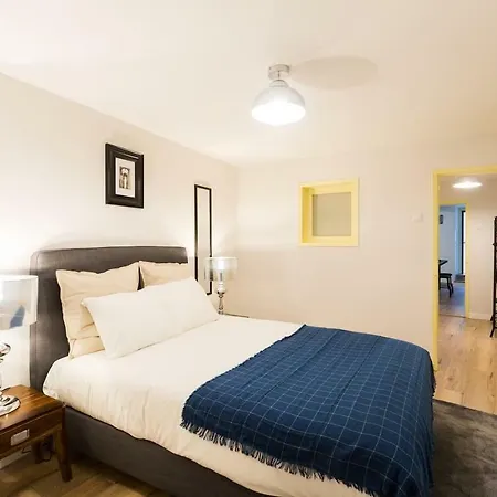 Ola - Rato Terrace Ii Apartment
