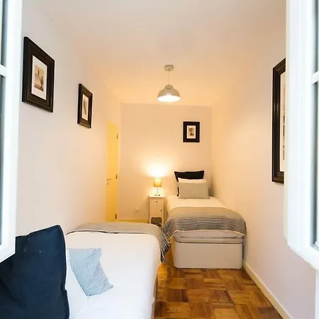 Ola - Rato Terrace Ii Apartment Lisbon